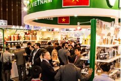 Thủ tướng chỉ thị các nhiệm vụ, giải pháp trọng tâm thúc đẩy xuất khẩu, phát triển thị trường ngoài nước