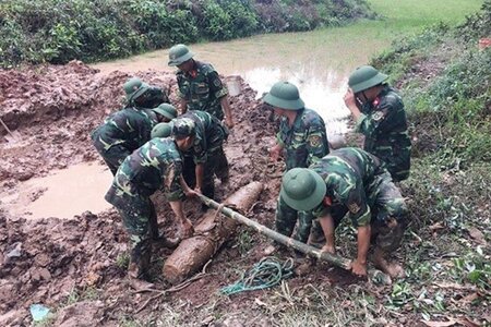 Quy định mới về quản lý và thực hiện hoạt động khắc phục hậu quả bom mìn vật nổ sau chiến tranh