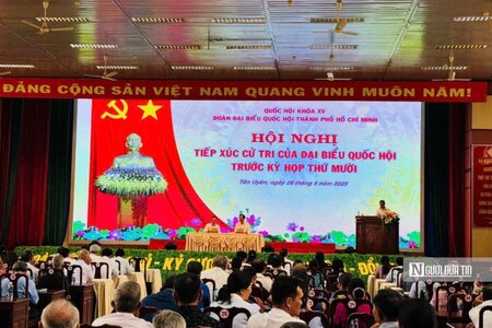 Đại biểu Quốc hội Trần Công Phàn tiếp xúc cử tri tại Tp.HCM