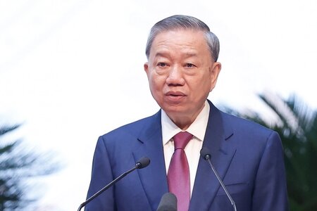 Công an nhân dân vì Đảng, vì dân