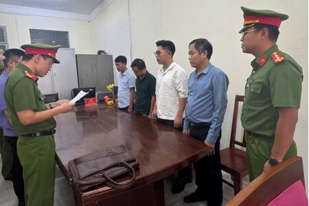 Khởi tố 4 đối tượng thông đồng nâng giá quyền khai thác khoáng sản cao hơn 306 lần