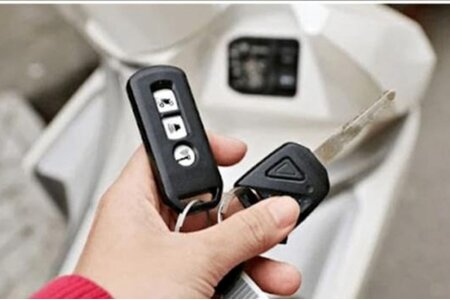 Bạn mượn xe rồi mang đi cầm cố, chủ xe có đòi lại được không?