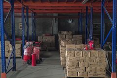 Triệt phá đường dây sản xuất, buôn bán bình chữa cháy giả