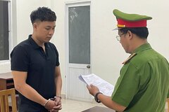 Bắt đối tượng giả danh công an hiếp dâm nữ sinh