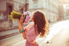 Vì rực rỡ đâu cần lý do