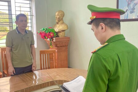 Giám đốc và Kế toán Công ty Dược Bảo Khánh bị khởi tố về hành vi mua bán trái phép hóa đơn