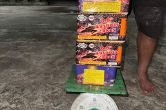 Bắt quả tang đối tượng tàng trữ pháo hoa nổ trái phép