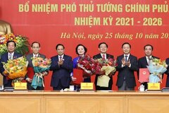 Thủ tướng trao quyết định bổ nhiệm và giao nhiệm vụ cho 2 Phó Thủ tướng, 3 Bộ trưởng