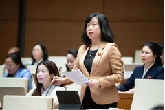 Đề nghị xem xét hành hung nhân viên y tế là hành vi chống người thi hành công vụ