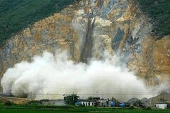 Vi phạm trong lĩnh vực vật liệu nổ công nghiệp sẽ bị phạt đến 200 triệu đồng