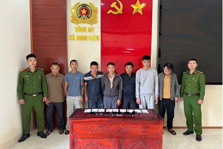 Triệt xóa ổ nhóm đánh bạc liên xã ở Nghệ An