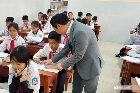 Tri ân thầy cô - Người đánh thức ánh sáng