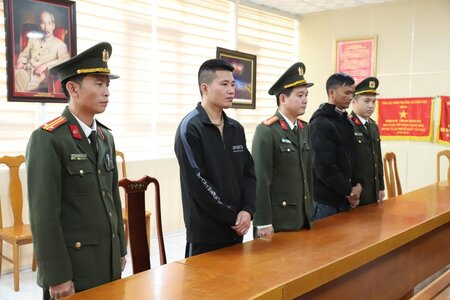 Khởi tố 2 đối tượng đưa 24 người đi xuất khẩu lao động bất hợp pháp bằng đường biển