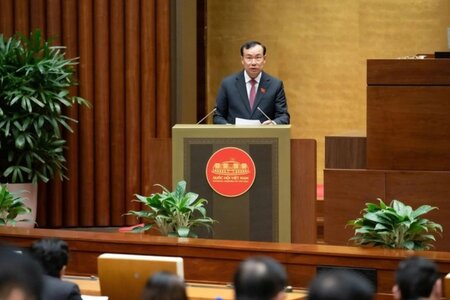 Thông qua Luật Tình trạng khẩn cấp, nghiêm cấm trục lợi, xâm phạm an ninh quốc gia