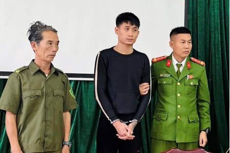 Bắt tạm giam đối tượng dùng dao chém cha ruột ở Quảng Trị