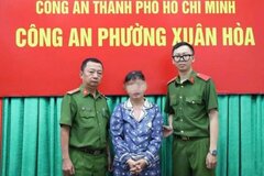 Tạm giữ người giúp việc trộm vàng của chủ nhà giấu trong bồn vệ sinh