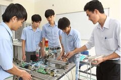 Chế độ phụ cấp nhà giáo trong cơ sở giáo dục nghề nghiệp công lập