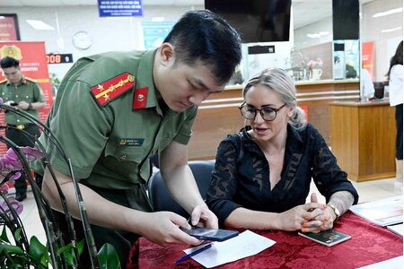 Sửa đổi, bổ sung cơ chế phối hợp trong công tác quản lý nhập cảnh, xuất cảnh, quá cảnh, cư trú của người nước ngoài tại Việt Nam