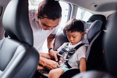 Khu vực nào được giảm 6 triệu đồng lệ phí cấp biển số xe ô tô từ 1/1/2026?