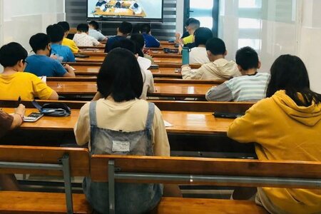 Bộ GD&ĐT muốn bổ sung nhiều quy định mới về quản lý dạy thêm, học thêm