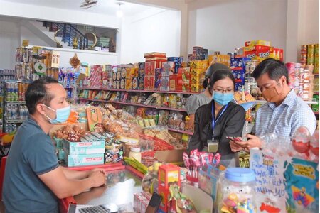 Hộ kinh doanh có doanh thu dưới 500 triệu đồng, làm sổ sách kế toán theo mẫu nào?