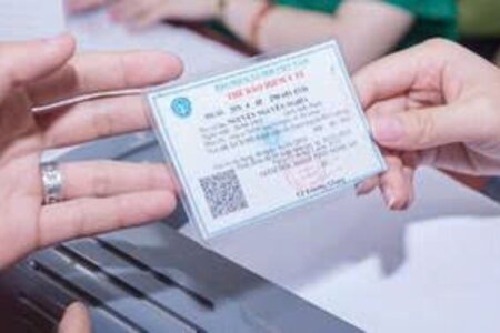 Quy định về cấp thẻ BHYT miễn phí cho nhân thân của thương binh