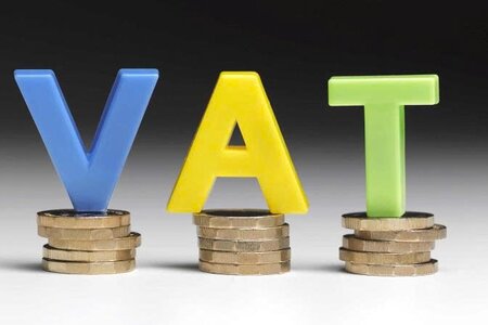 Công ty không thuộc diện chịu thuế GTGT nhưng vẫn khấu trừ từ các năm trước, hiện kê khai như thế nào?