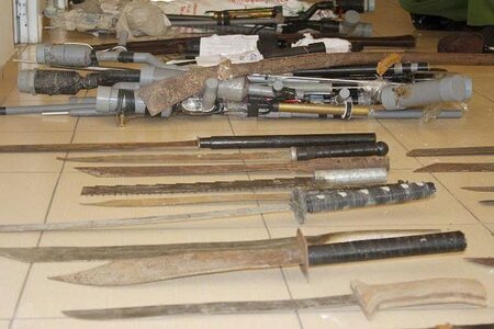 Sử dụng vũ khí tự chế nhưng chưa gây hậu quả có bị xử lý hình sự?