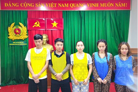 Triệt phá đường dây lừa đảo xuyên quốc gia chiếm đoạt hơn 2.500 tỷ đồng