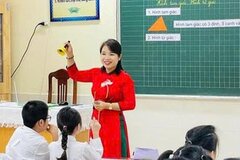 Giáo viên nhận tiền dạy thêm giờ theo học kỳ phải tính thuế TNCN ra sao?