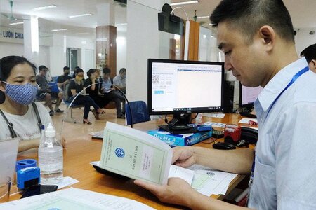 Vừa là chủ hộ kinh doanh vừa làm công ty, đóng BHXH thế nào?