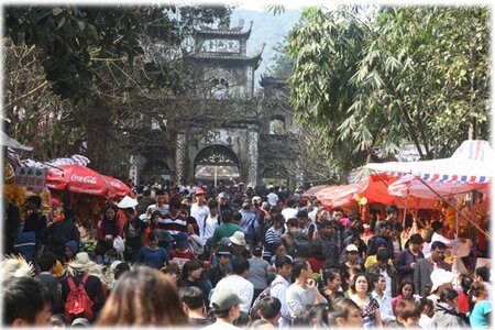 Chặt chém mùa lễ hội