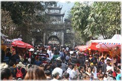 Chặt chém mùa lễ hội