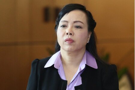 Nhân chuyện cựu Bộ trưởng Bộ Y tế, vẩn vơ nghĩ...