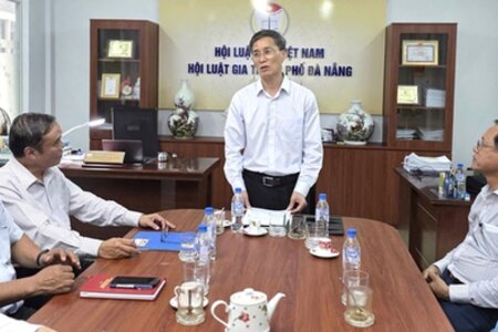 Ông Nguyễn Khánh Ngọc thăm và làm việc với Hội Luật gia Đà Nẵng