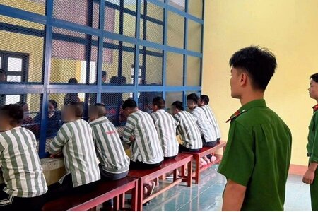 Đề xuất một số quy định tạo thuận lợi hơn về thăm, gặp giữa gia đình và phạm nhân