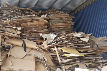 Thu mua bìa carton doanh thu 3 tỷ đồng/năm, không có hóa đơn đầu vào thì lập bảng kê hàng hóa như thế nào?