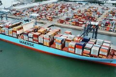 Ai được phép thu phí, lệ phí tại cảng, bến thủy nội địa?