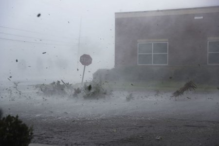 Những hình ảnh khủng khiếp về siêu bão Michael tàn phá Florida