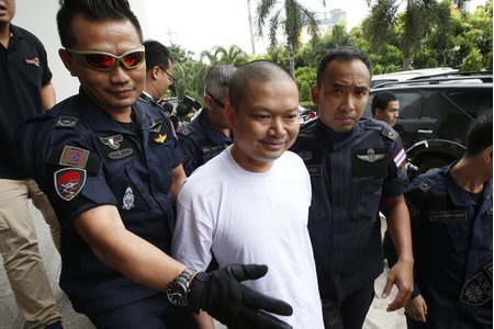 Thái lan: Nhà sư ăn chơi khét tiếng lãnh 16 năm tù bị tội hiếp dâm 