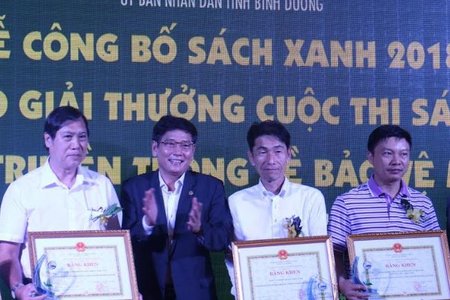 FrieslandCampina Việt Nam 4 năm liên tiếp nhận giải Doanh nghiệp xanh