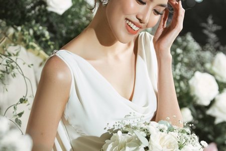 Hé lộ loạt váy cưới cực đỉnh của  Lan Khuê trước ngày lên xe hoa