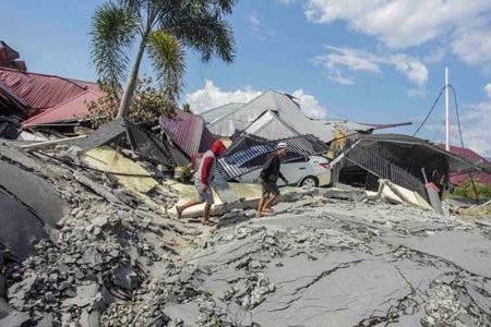 Động cơ những kẻ tung tin giả gây khiếp sợ vùng thảm họa ở Indonesia