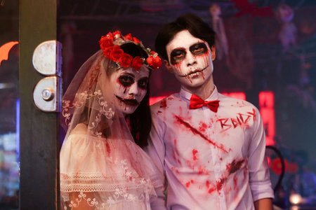 Sài Gòn: 'Ma quỷ' tràn ra đường đón ngày lễ Halloween trong đêm