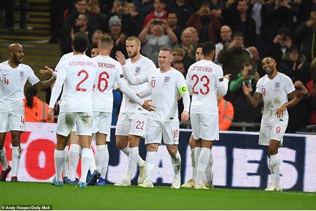  Rooney có màn chia tay đẹp khi tuyển Anh dễ dàng thắng Mỹ