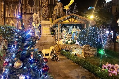 Những địa điểm check in vui chơi Noel 2018 của giới trẻ Hà Nội