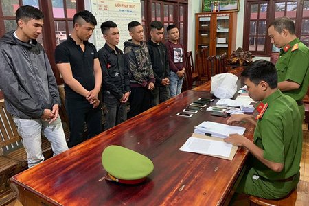 Bắt 6 thanh niên cho vay nặng lãi ở Đắk Lắk
