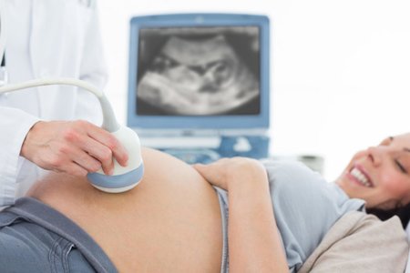 Phụ nữ mang thai siêu âm nhiều có gây hại cho thai nhi hay không?