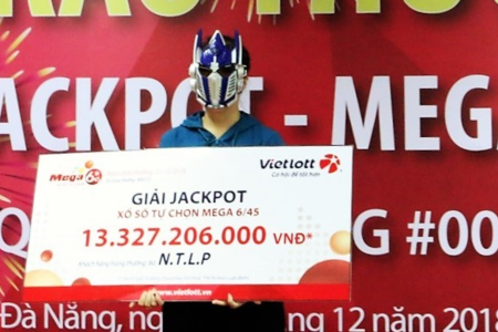 Mua vé cho vui, một vị khách Đà Nẵng trúng Vietlott hơn 13 tỷ