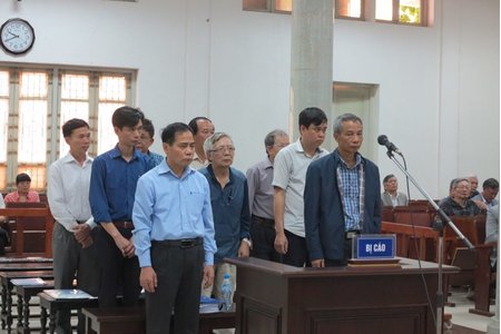 Phiên tòa xét xử vụ vỡ ống nước sông Đà: Nhiều bị cáo kêu oan